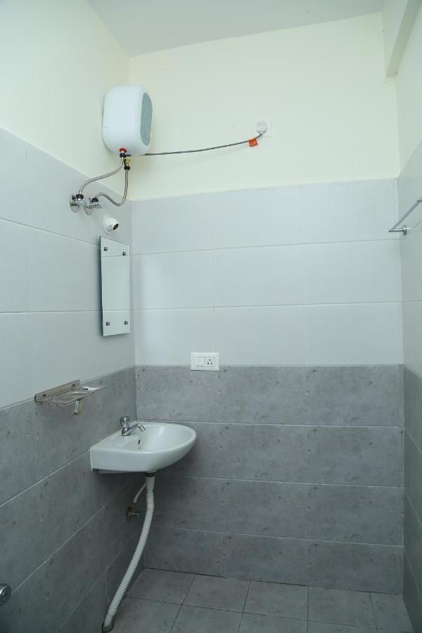 Hotel Bangalore Airport Inn, Near Kempegowda Airport, Airport Pickup & Drop Available 24X7 Devanahalli Екстериор снимка